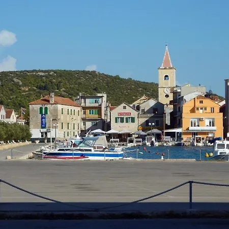 In With Balcony, Air Conditioning, Wi-fi 아파트 피로바츠