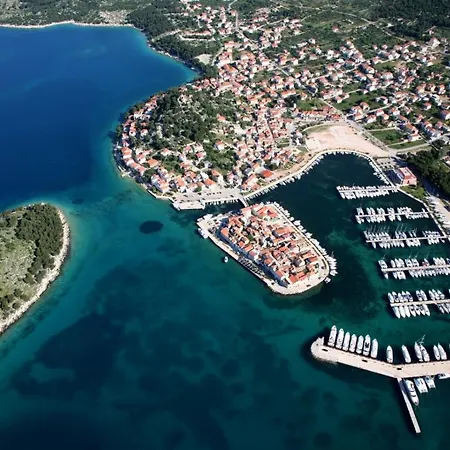 In With Balcony, Air Conditioning, Wi-fi 피로바츠