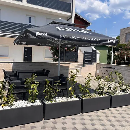 In With Balcony, Air Conditioning, Wi-fi