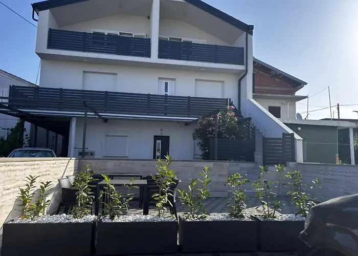 アパート In With Balcony, Air Conditioning, Wi-fi *