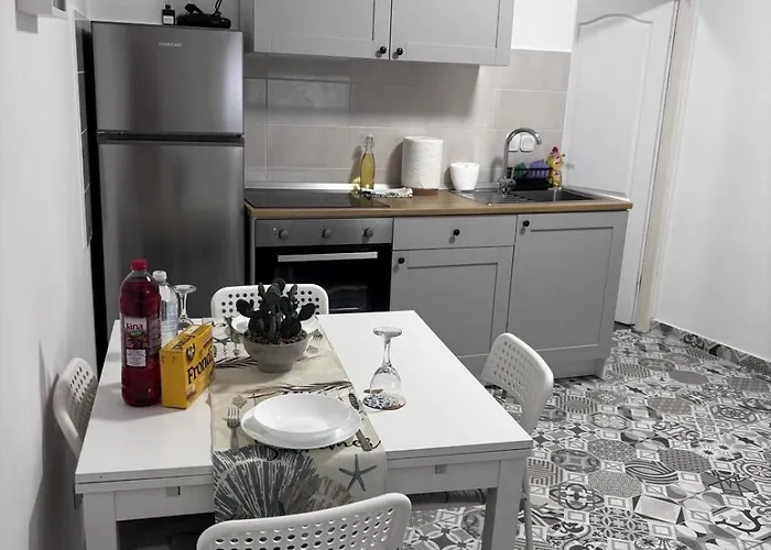 In With Balcony, Air Conditioning, Wi-fi ピロヴァッツ